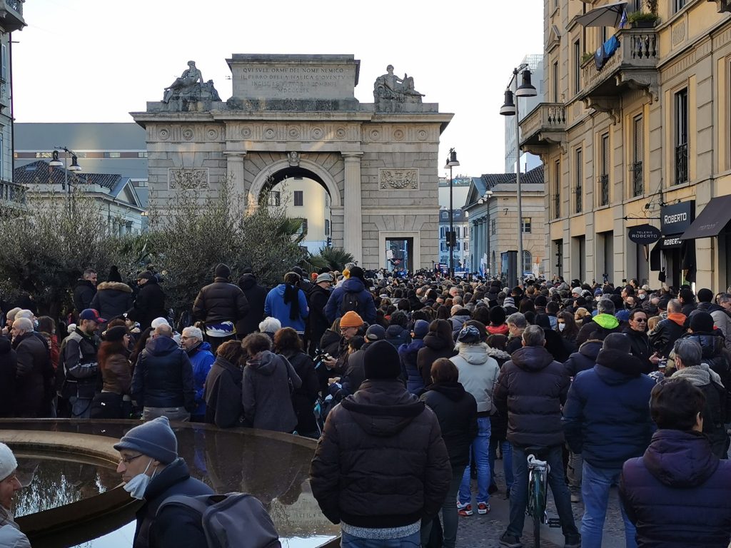 Piazza XXV Aprile, Milano